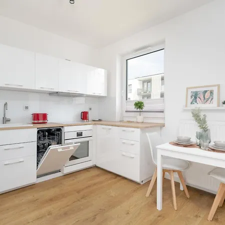 Studio In Jezyce Near City Centre By Renters *