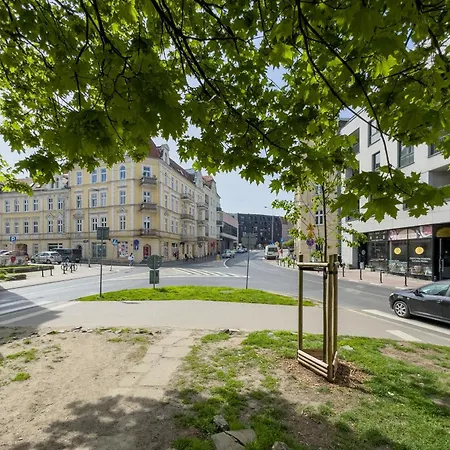 Studio In Jezyce Near City Centre By Renters